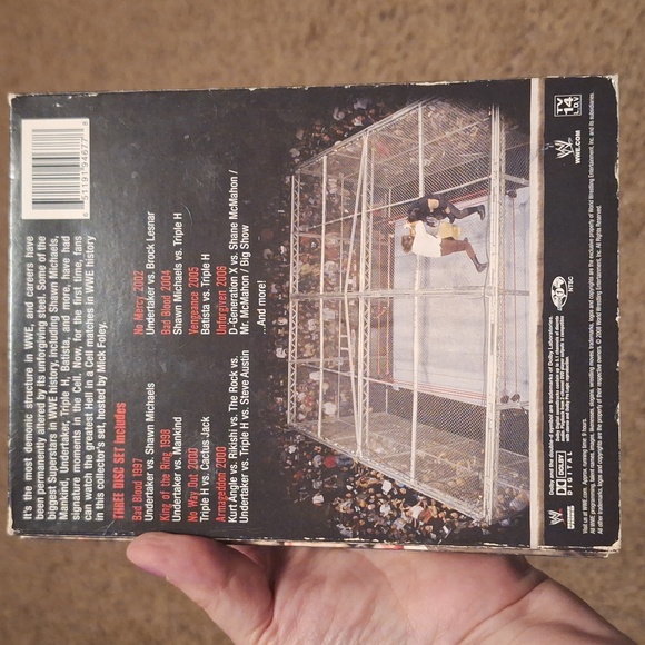 WWE HELL IN A CELL 3 DVD DISC SET - Picture 2 of 2